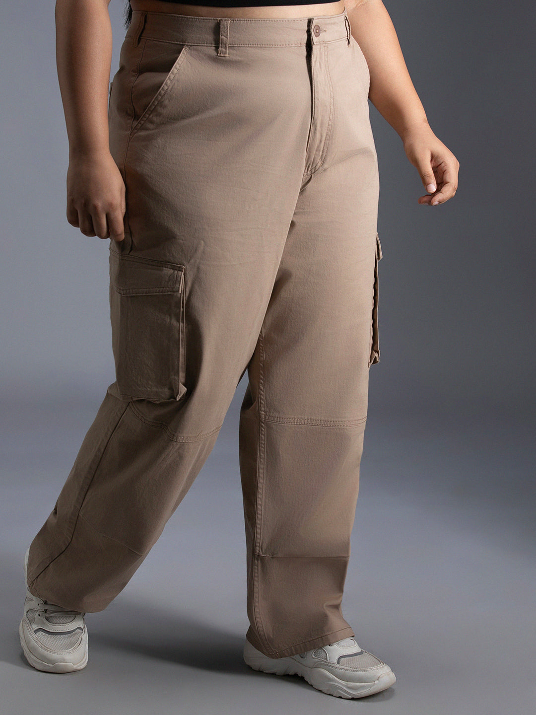 Plus Size Women Relaxed Straight Leg Loose Fit High-Rise Cargos Trousers