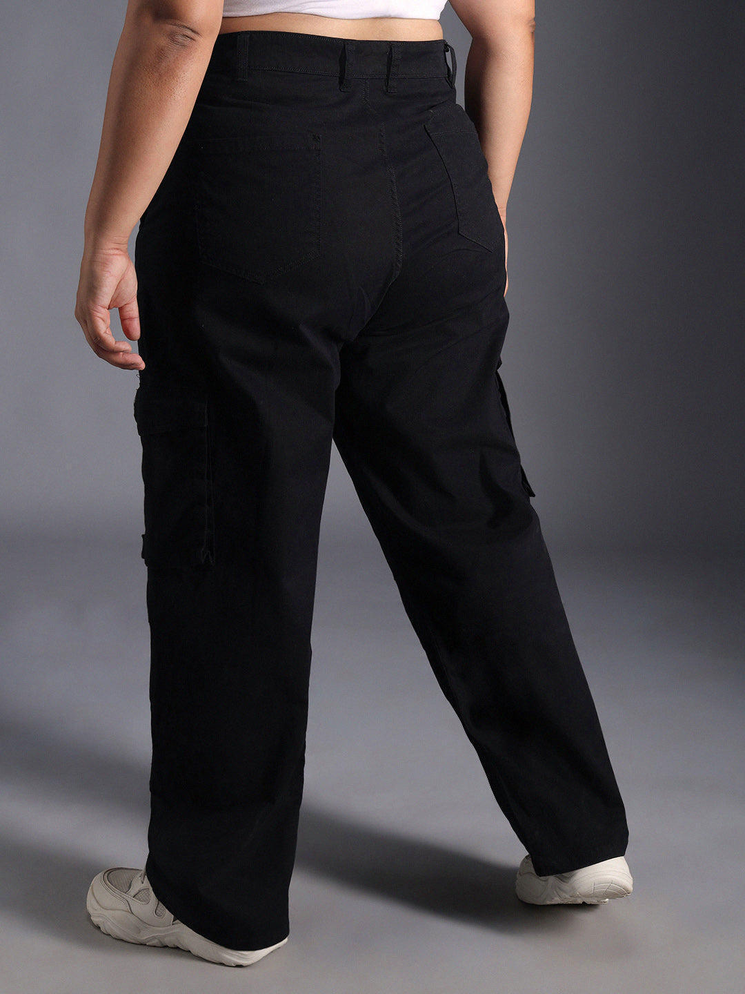 Plus Size Women Relaxed Straight Leg Loose Fit High-Rise Cargos Trousers