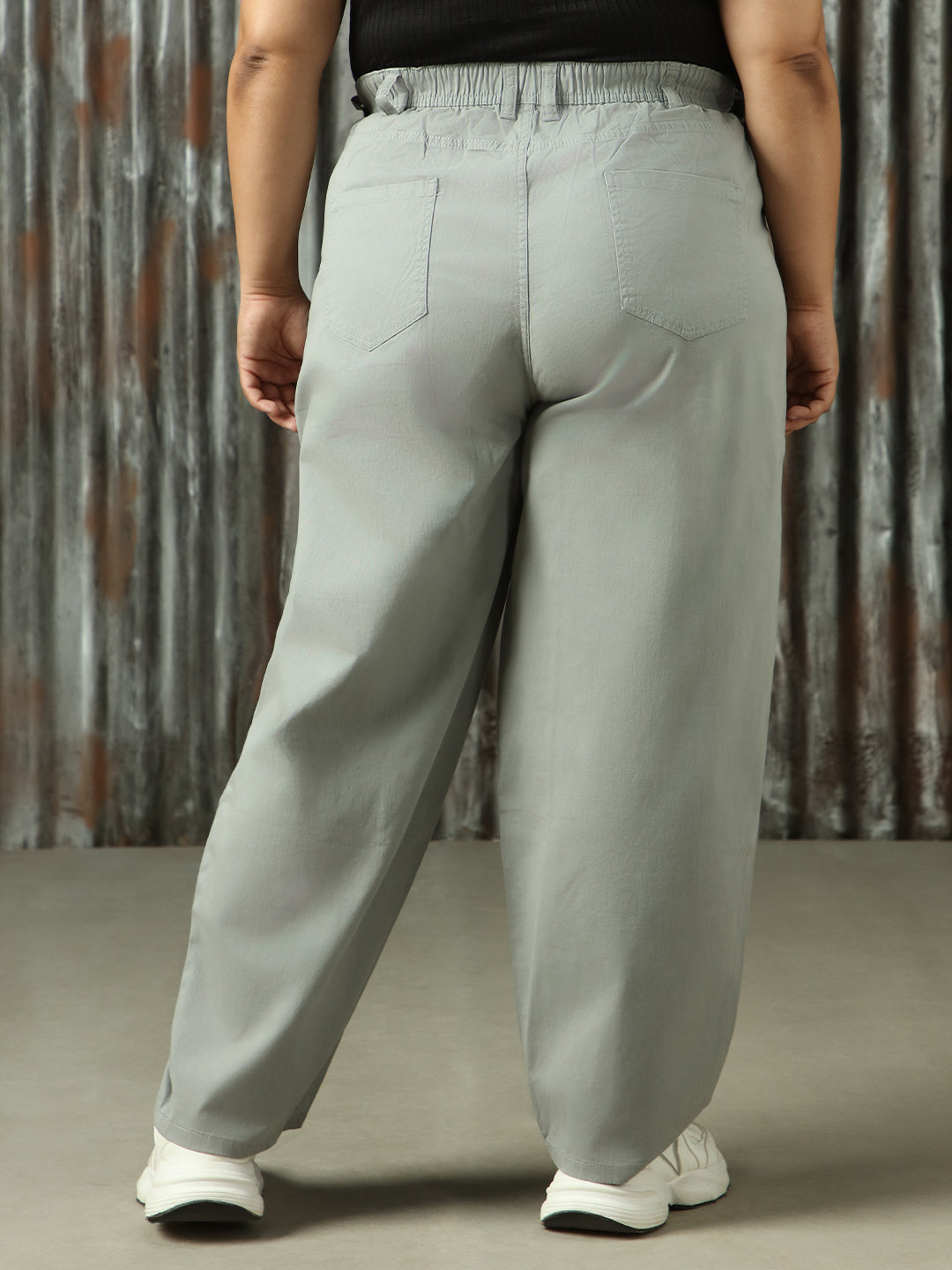 Women Solid Mom Fit Trouser