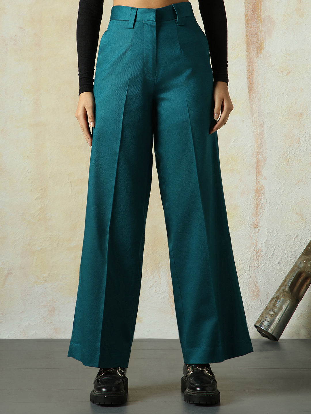 High Star Women Solid Regular length Wide leg    Trousers