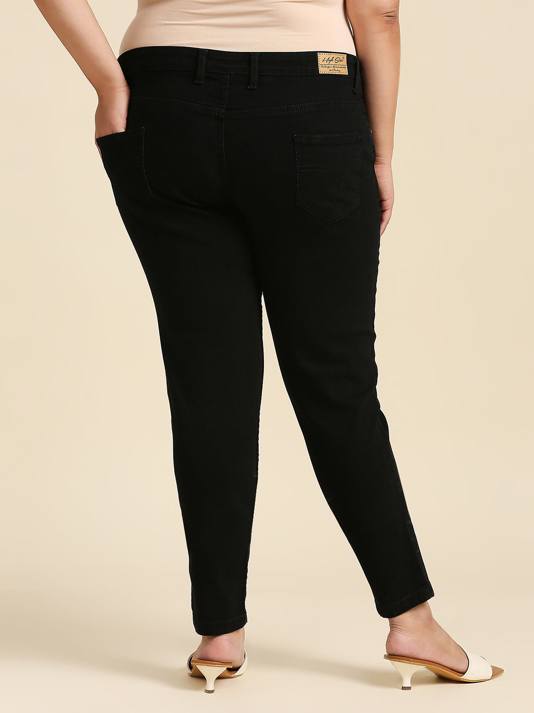 Women Black Slim Fit Mid-Rise Clean Look Stretchable Jeans