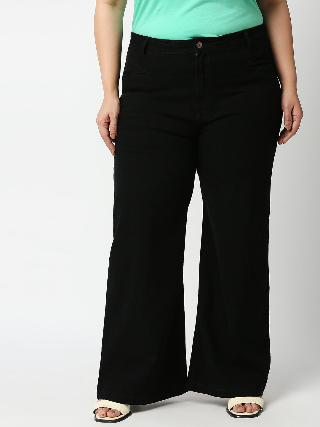 Women Plus Size Black Wide Leg High-Rise Stretchable Jeans